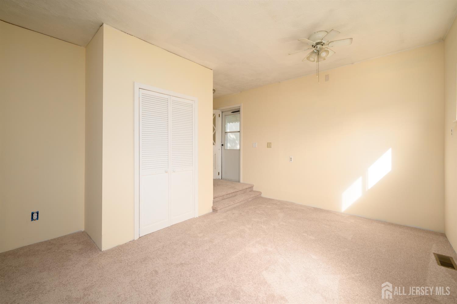 65 ORANGE Street, Edison, NJ, 08817 image 45