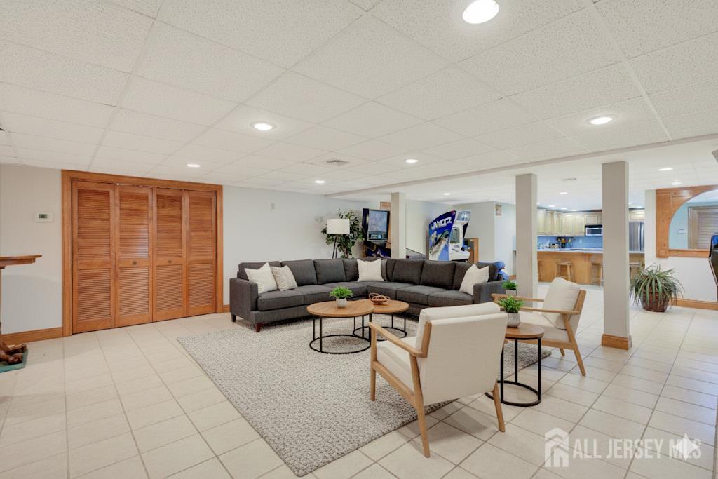 27 Parkwood Lane Image 4