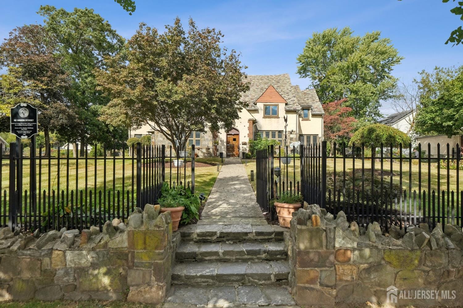 62 Green Street Image 2