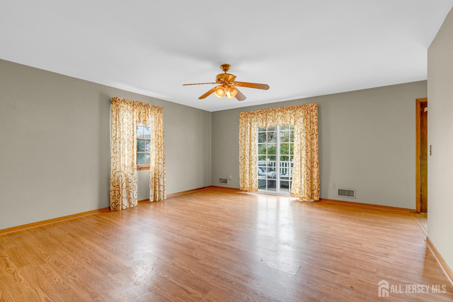 523 Lefferts Street, South Amboy, NJ, 08879 image 7