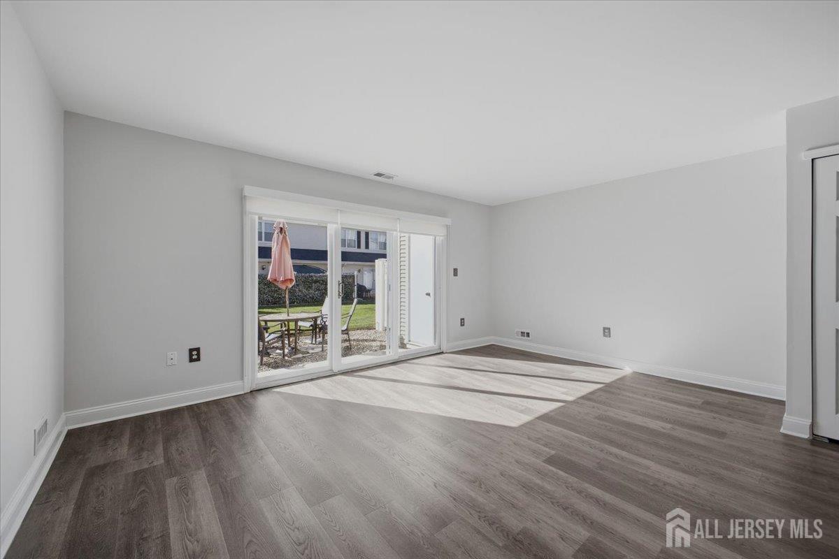 12 Dartmouth Way, North Brunswick, NJ, 08902 image 8