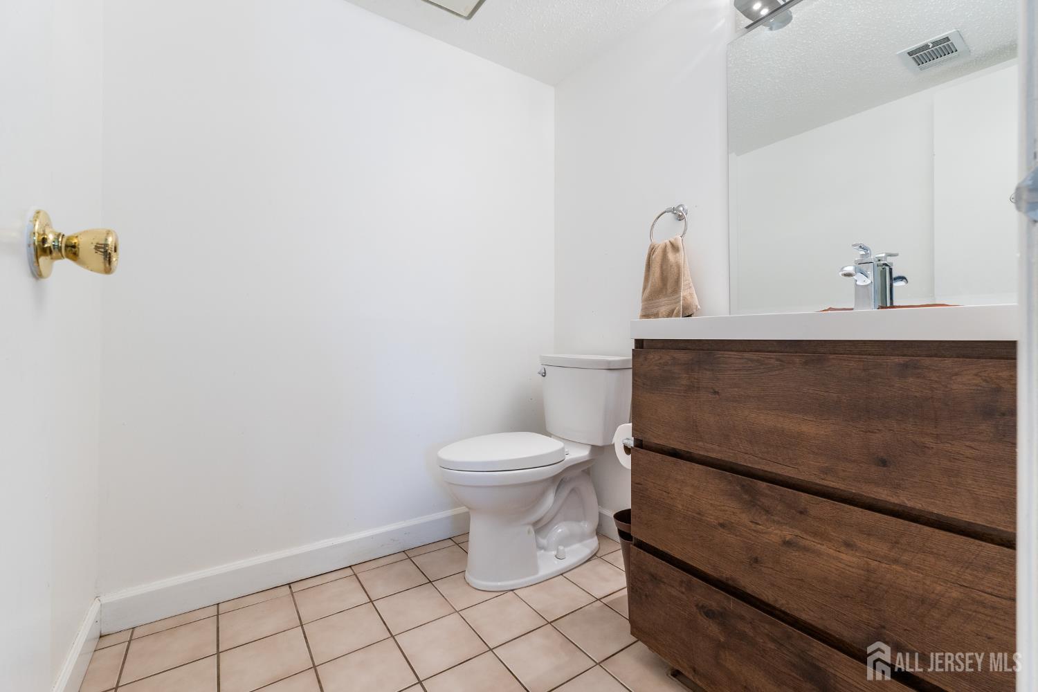 154 Westgate Drive, Edison, NJ, 08820 image 21