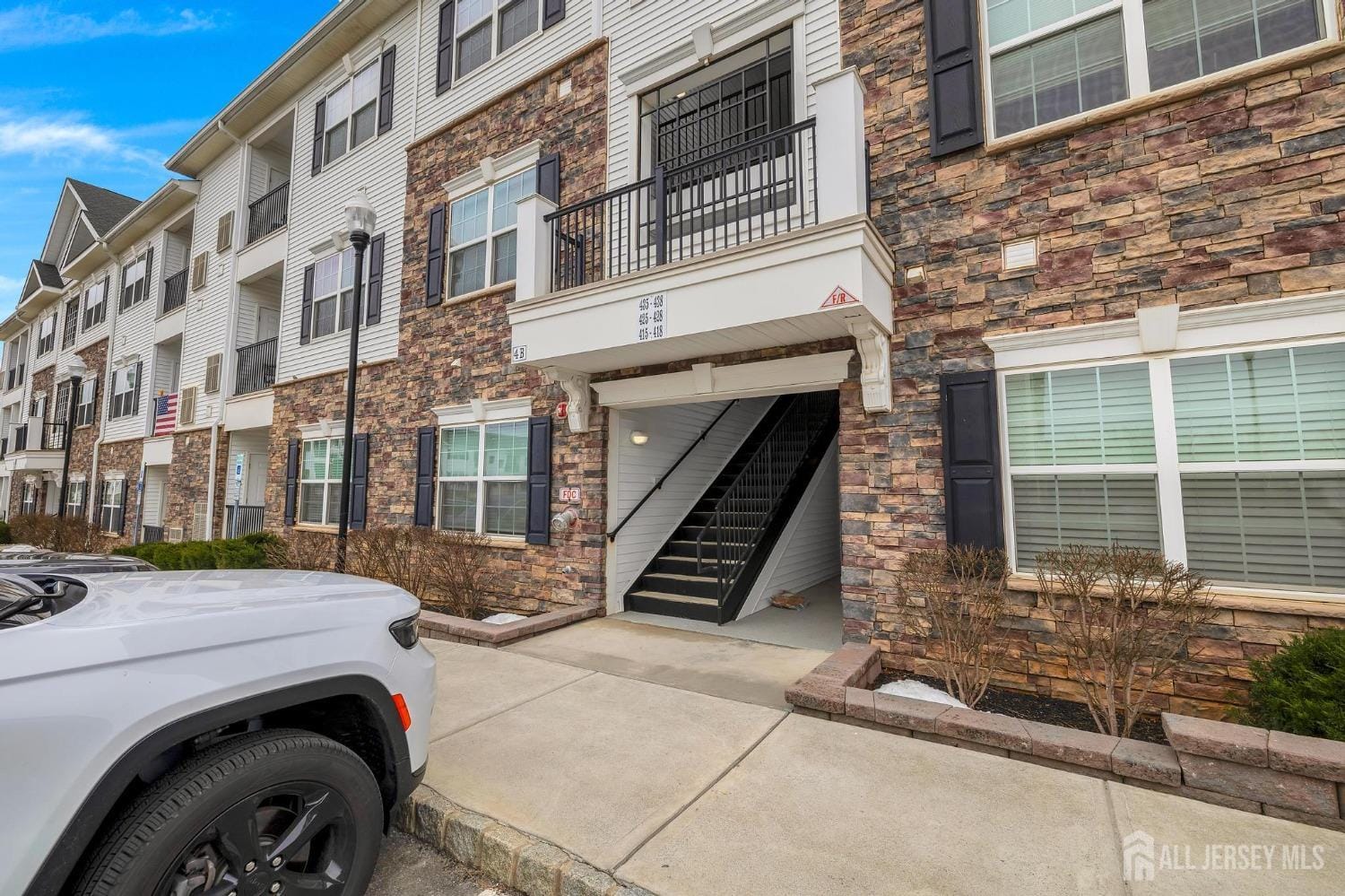 415 Tavern Road Image 1