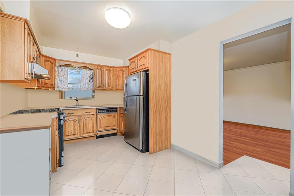 11 Bolivar Street, Staten  Island, New York, 10314 image 9