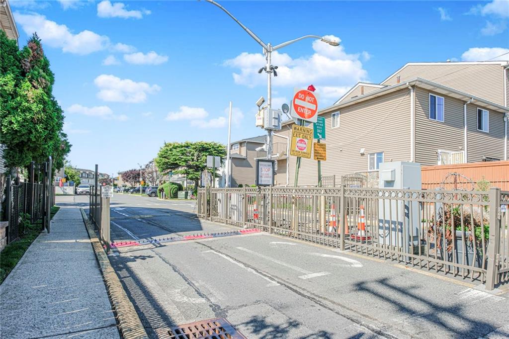 119 Skyline Drive, Staten  Island, New York, 10304 image 32