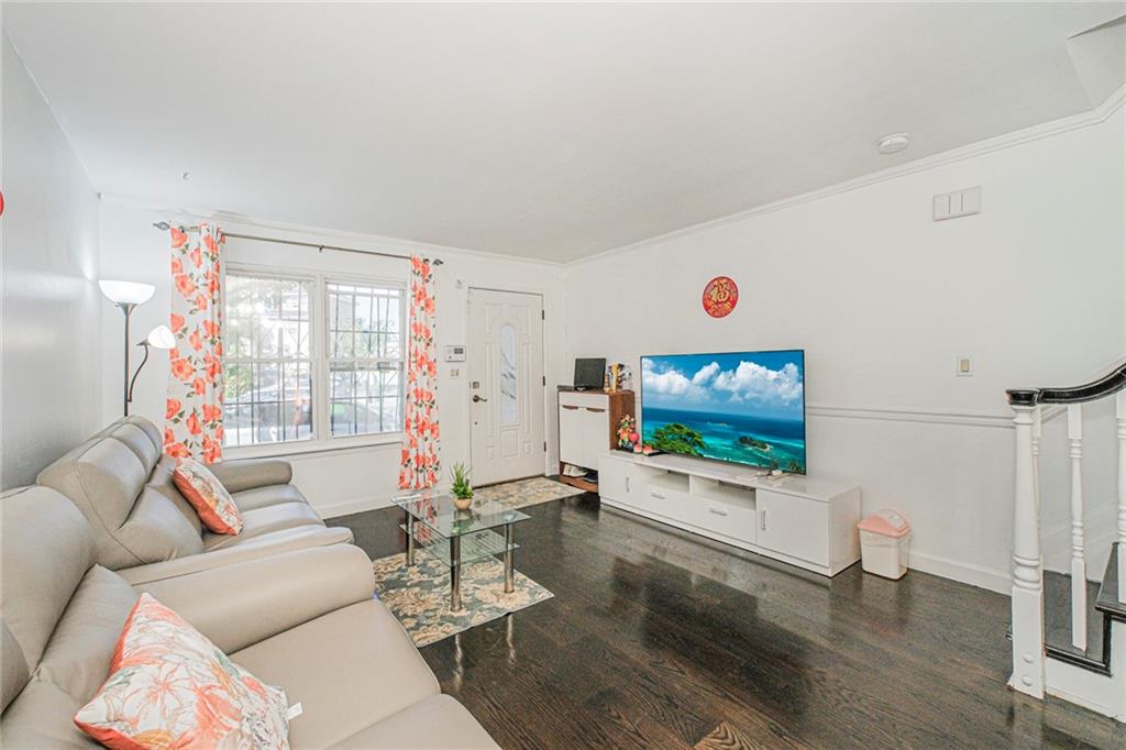 119 Skyline Drive, Staten  Island, New York, 10304 image 9