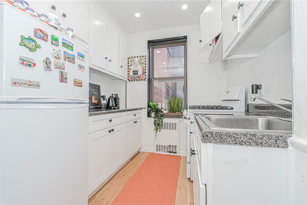 2140 Knapp Street 5H, Brooklyn, New York, 11229 image 14