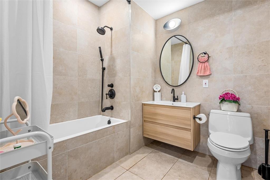 205 Freeman Street 2A, Brooklyn, New York, 11222 image 17