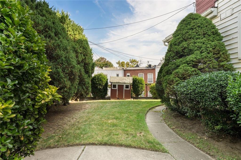 6640 Bergen Place, Brooklyn, New York, 11220 image 24