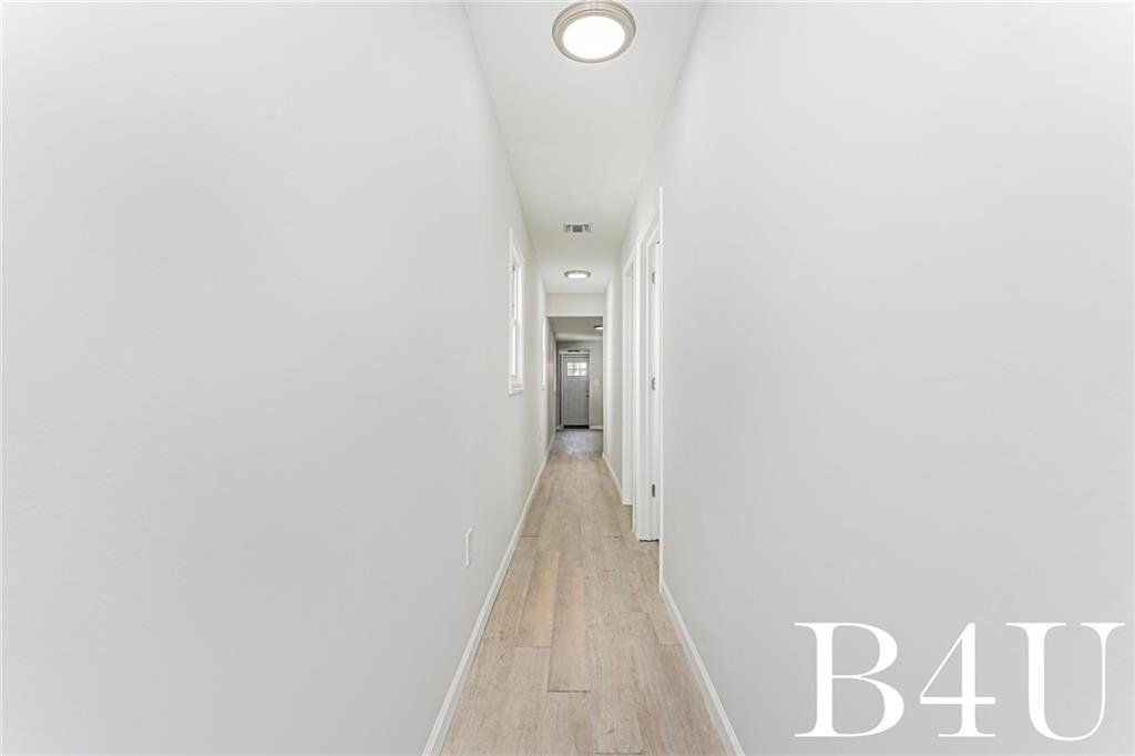 107 Mapleton Avenue Image 5