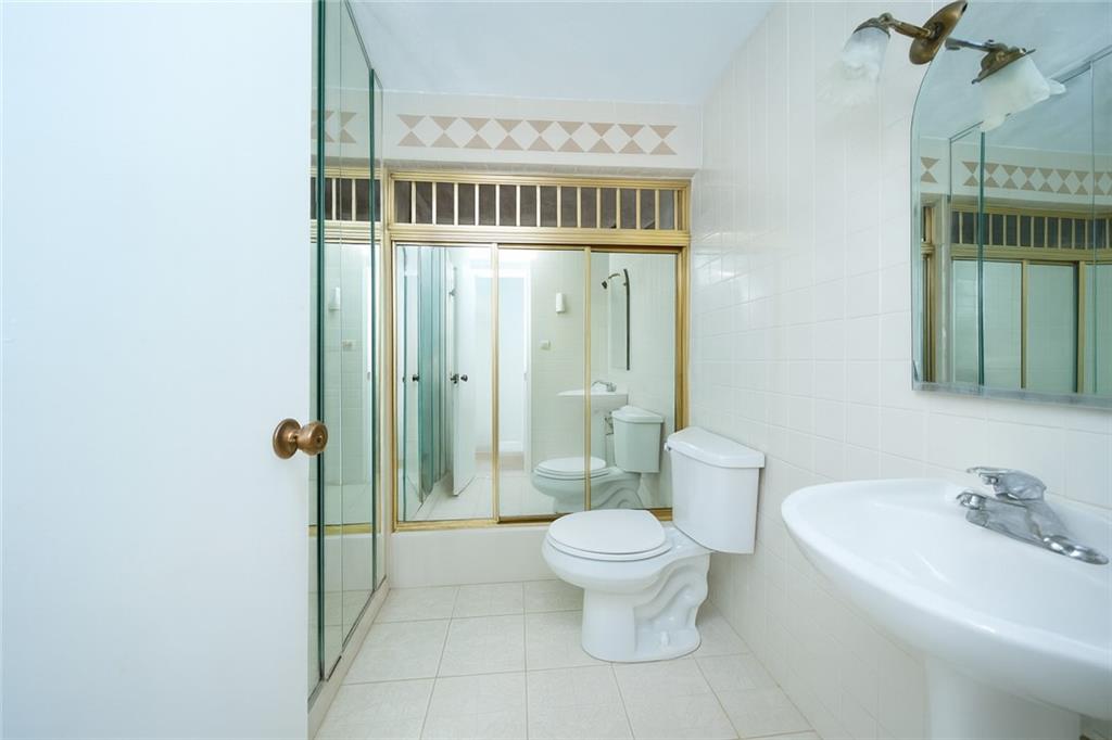 25 Berry Avenue, Staten  Island, New York, 10312 image 14