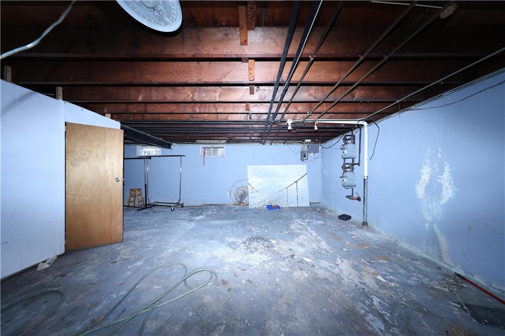 11 Jerome Avenue, Staten  Island, New York, 10305 image 19