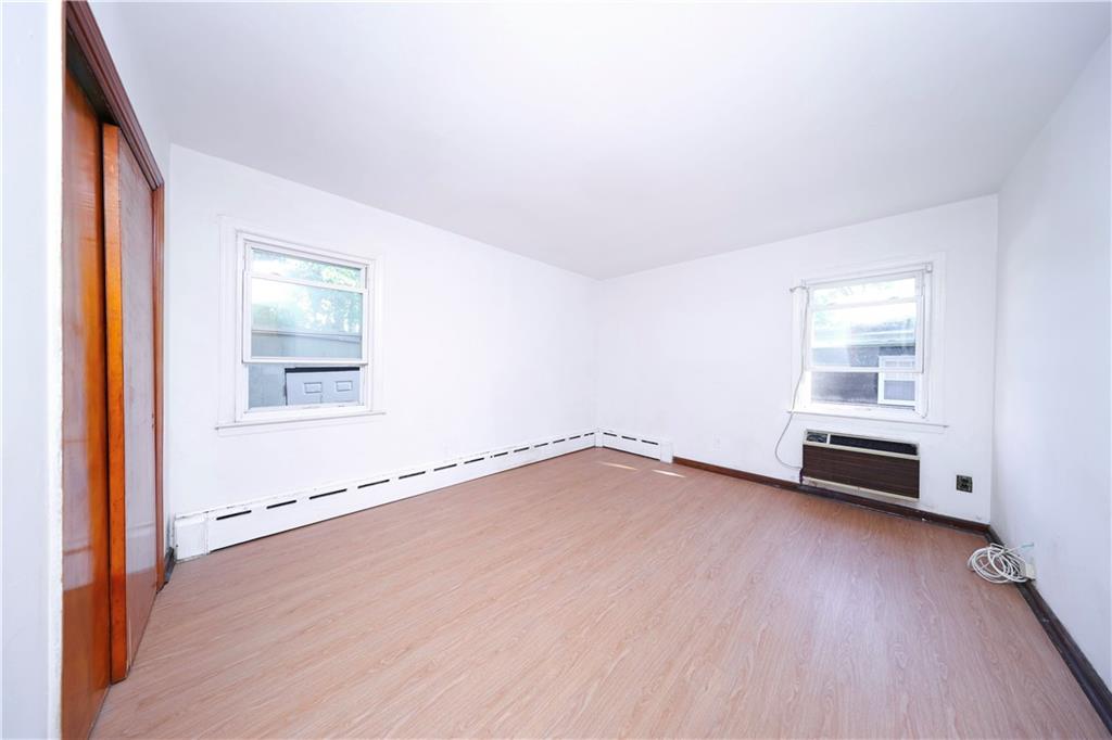 11 Jerome Avenue, Staten  Island, New York, 10305 image 8