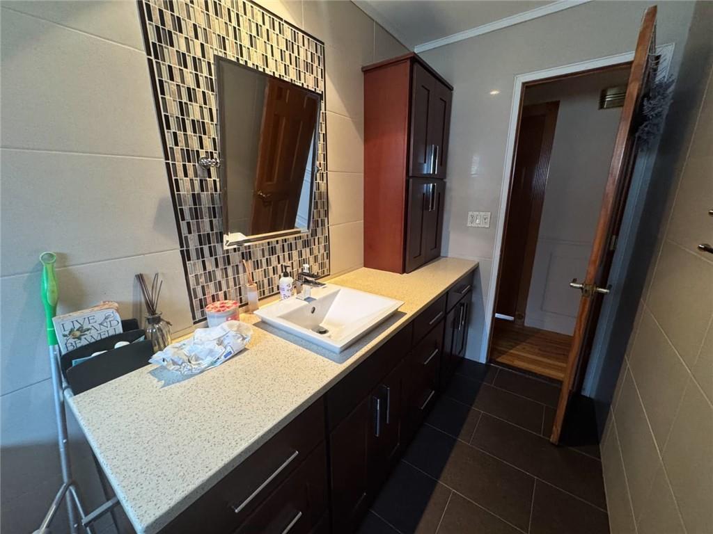 16108 86th Street, Howard Beach, New York, 11414 image 13