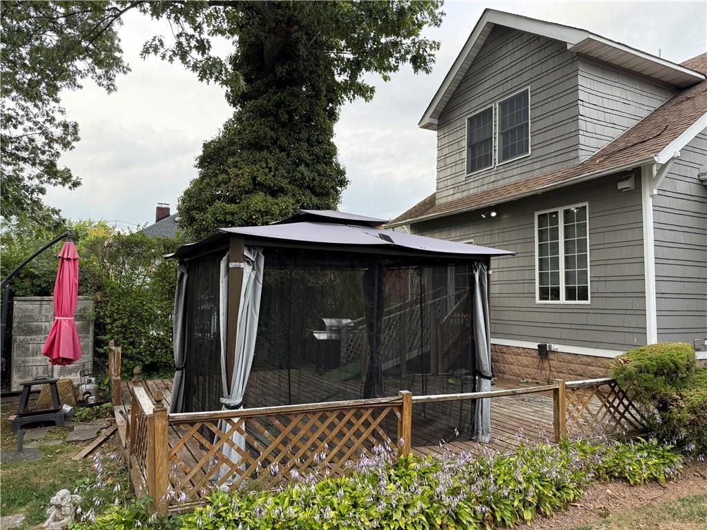 114 Holly Avenue, Staten  Island, New York, 10308 image 31