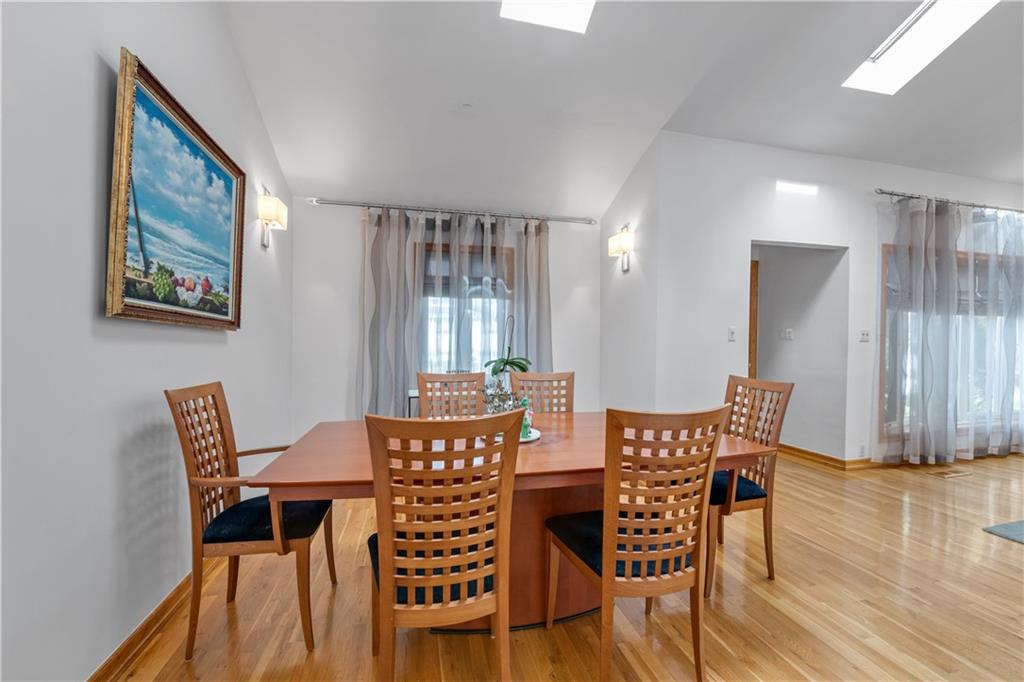 389 Mayfair Drive, Brooklyn, New York, 11234 image 12