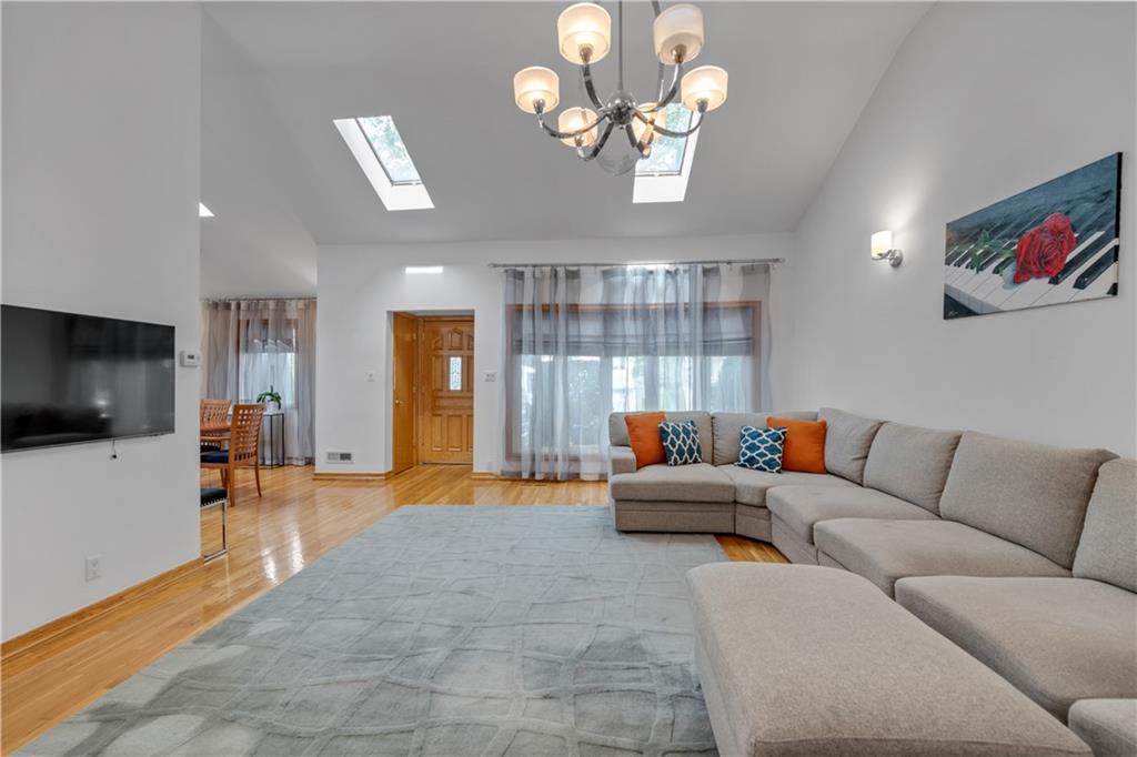 389 Mayfair Drive, Brooklyn, New York, 11234 image 8