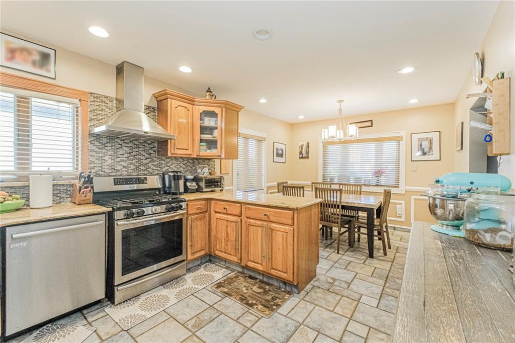 25 4th Street, Staten  Island, New York, 10306 image 18