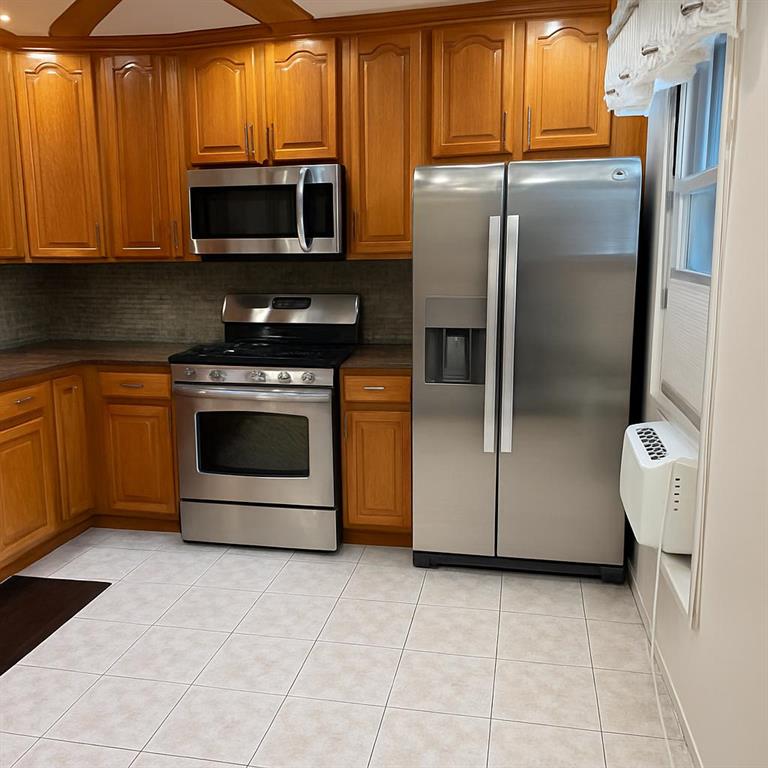 8686 Bay 16th Street, Brooklyn, New York, 11214 image 6