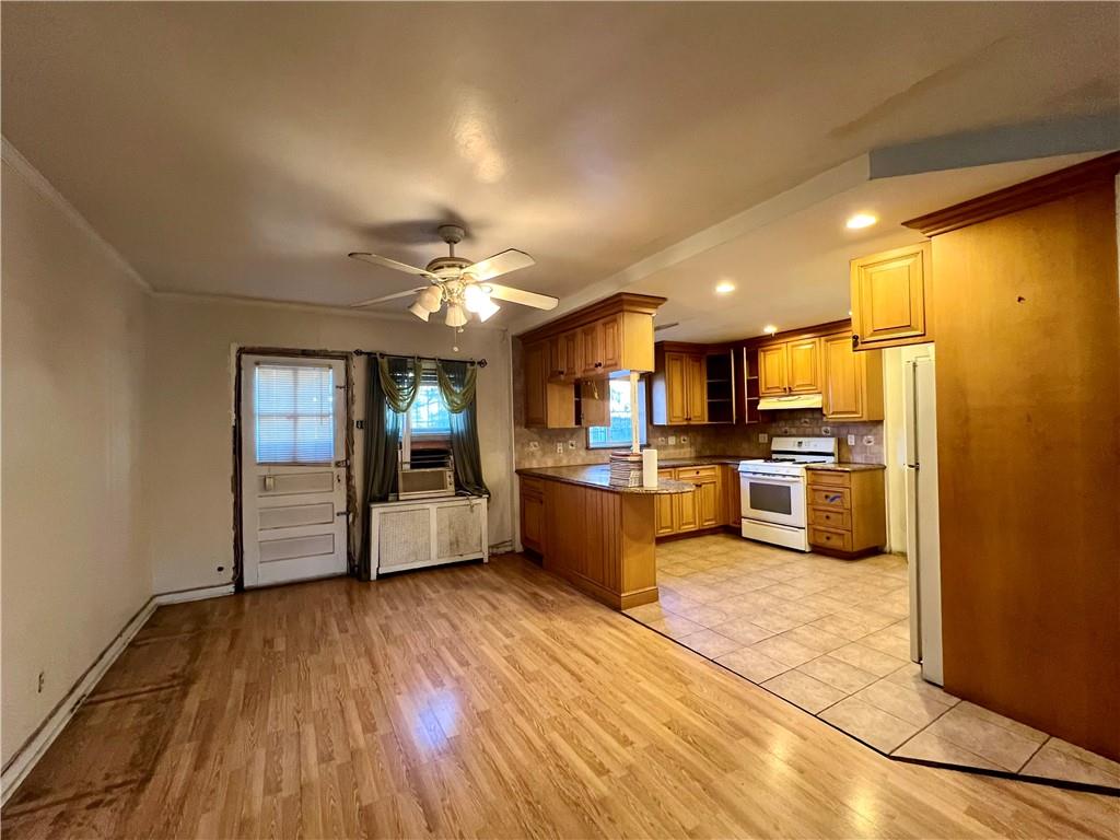 1746 Gerritsen Avenue Image 5