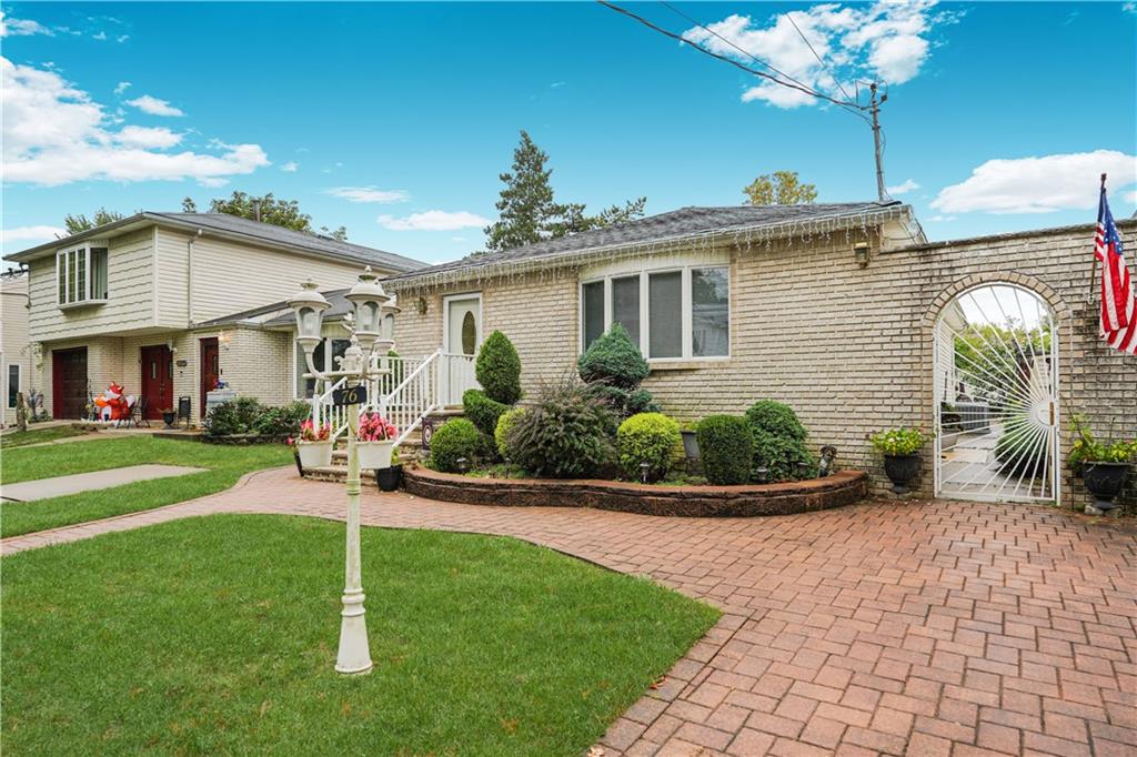 76 Stecher Street Image 2