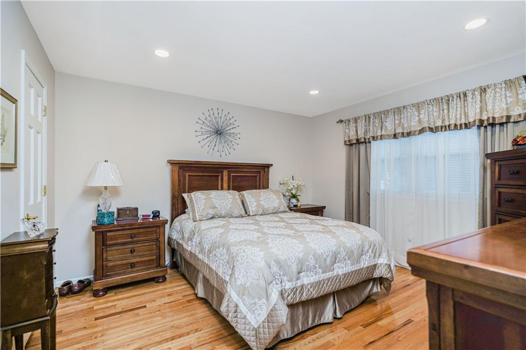 76 Stecher Street, Staten  Island, New York, 10312 image 18