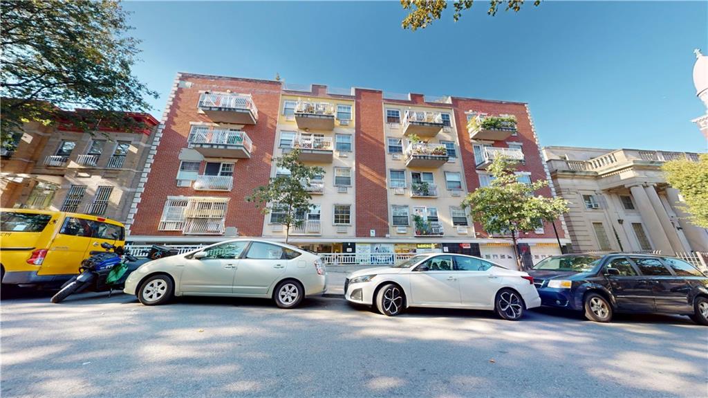 420 42nd Street 1E Image 3