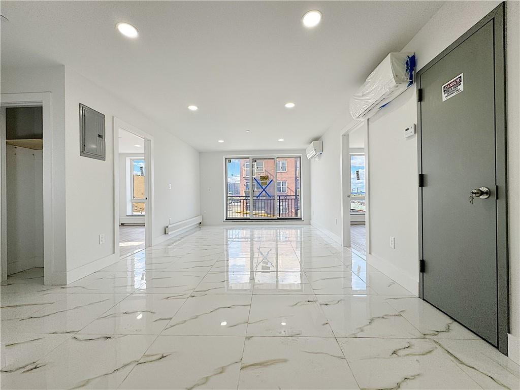 2819 West 17th Street 2A Image 1