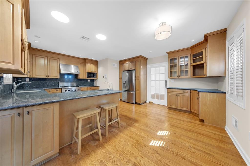 7602 Narrows Avenue, Brooklyn, New York, 11209 image 14