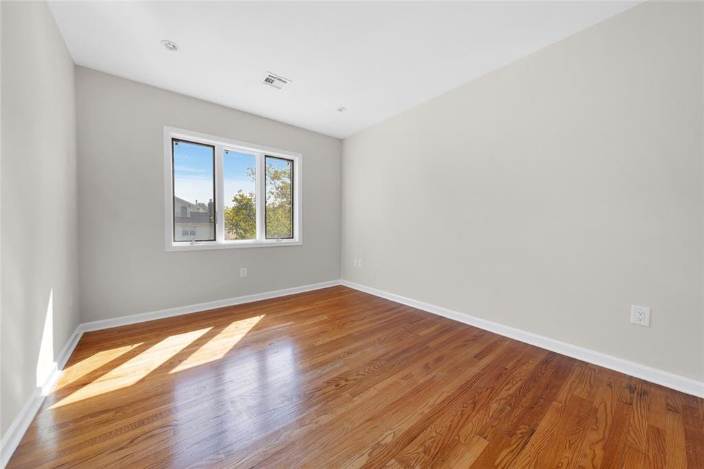 7602 Narrows Avenue, Brooklyn, New York, 11209 image 24