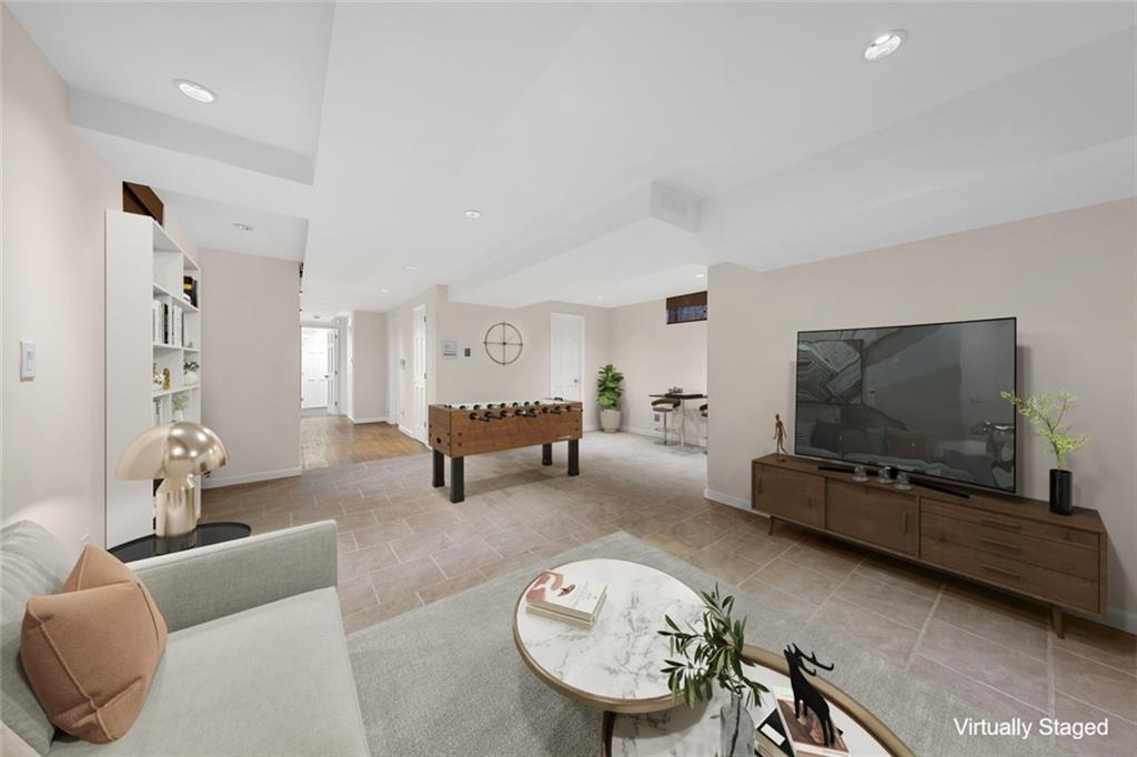 7602 Narrows Avenue, Brooklyn, New York, 11209 image 29