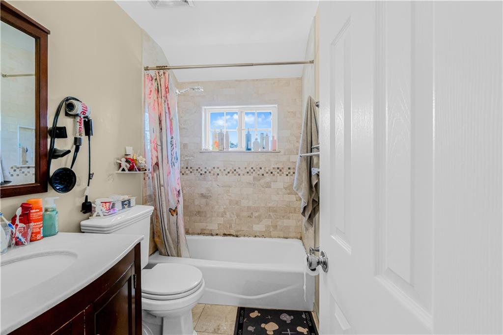 23 Deirdre Court, Staten  Island, New York, 10304 image 14