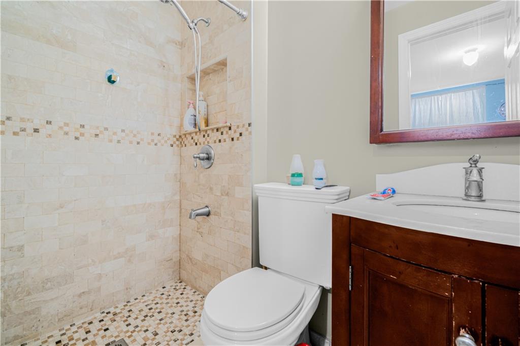 23 Deirdre Court, Staten  Island, New York, 10304 image 17