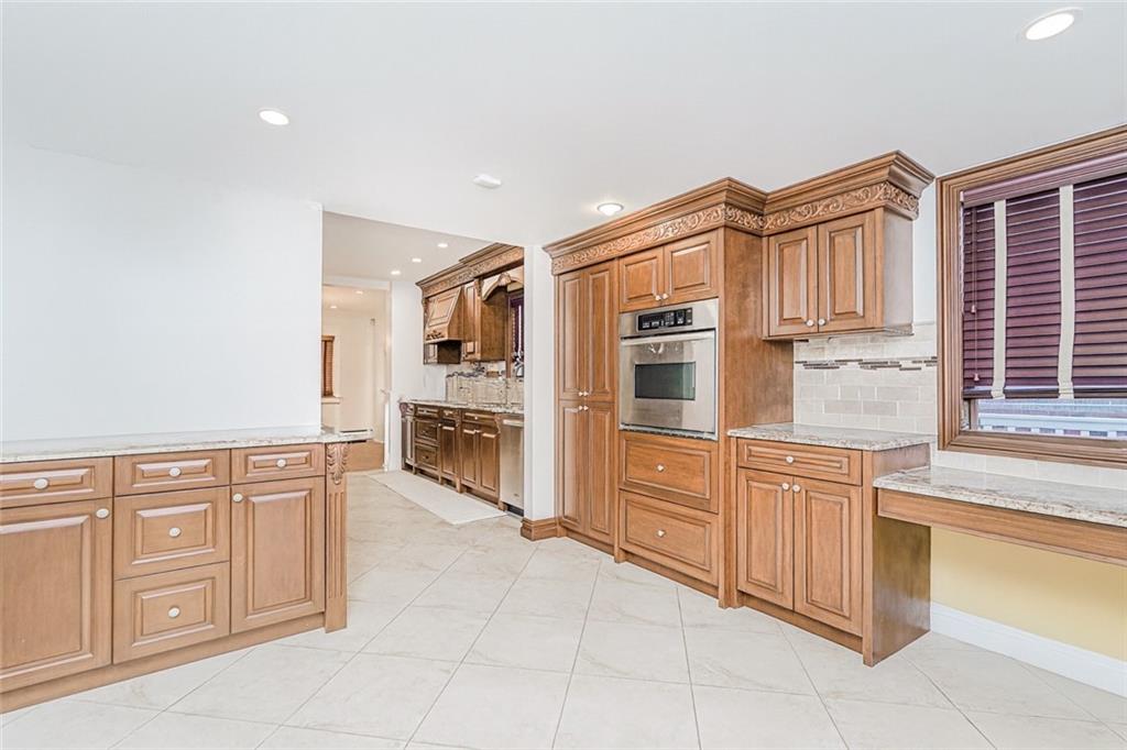 68 Kensington Avenue, Staten  Island, New York, 10305 image 14