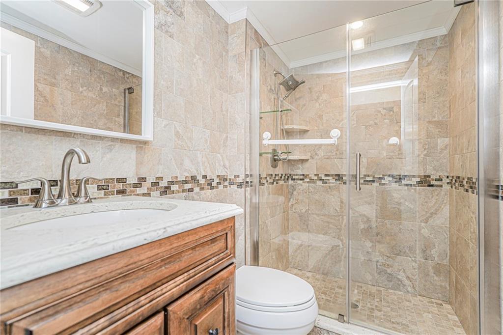 68 Kensington Avenue, Staten  Island, New York, 10305 image 31