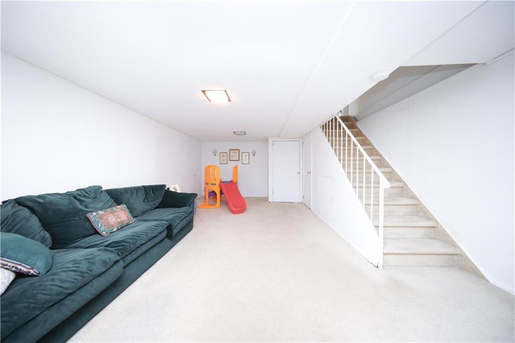 223 Abingdon Avenue, Staten  Island, New York, 10308 image 16