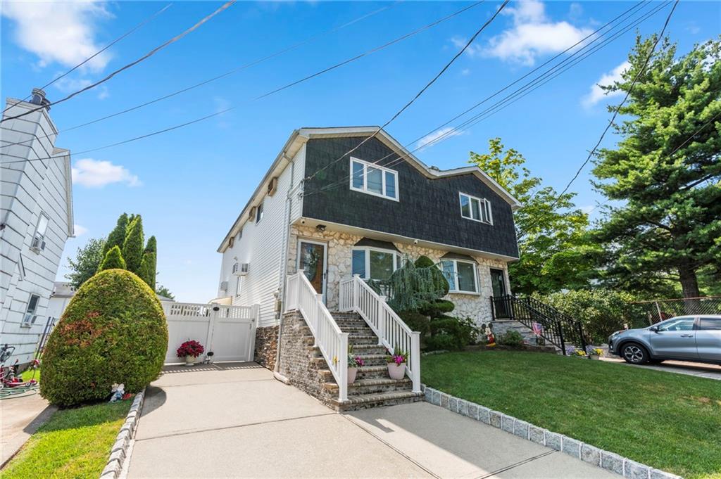 185 Woodrow Road Image 1