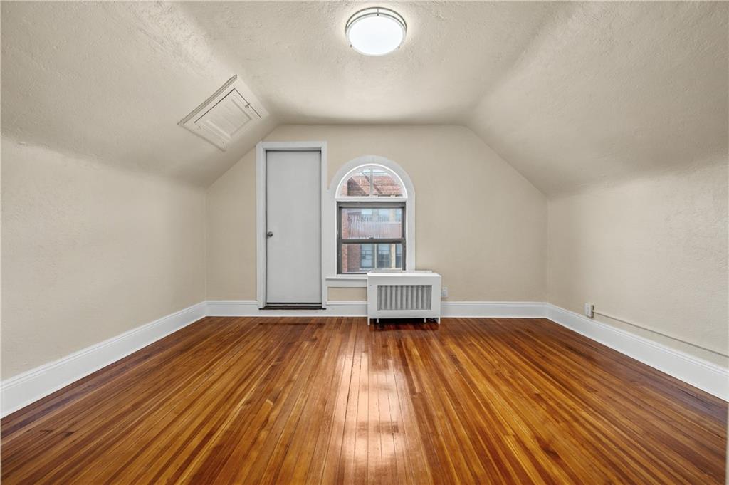 89-28 207th Street, Queens Village, New York, 11427 image 22