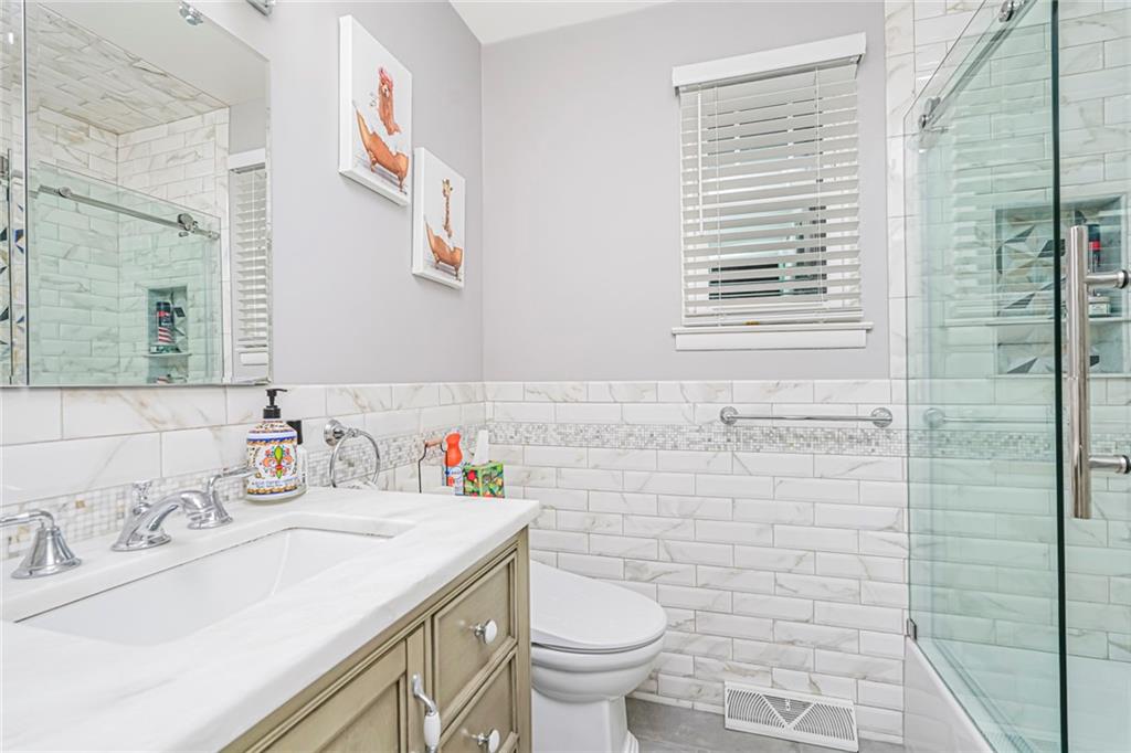 218 Albee Avenue, Staten  Island, New York, 10312 image 17