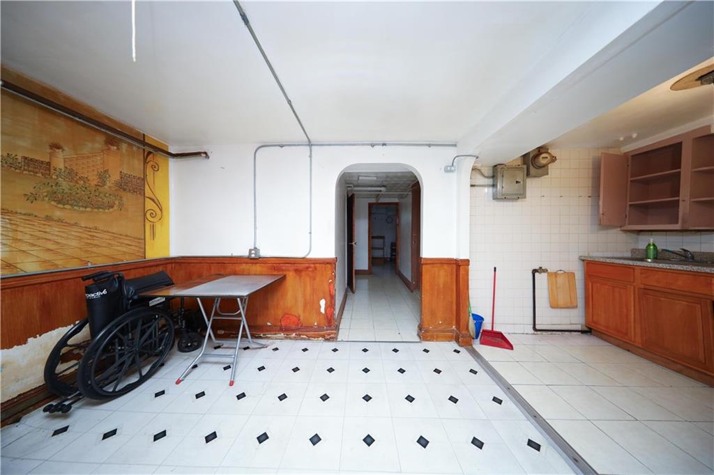 4215 Bedford Avenue, Brooklyn, New York, 11229 image 8