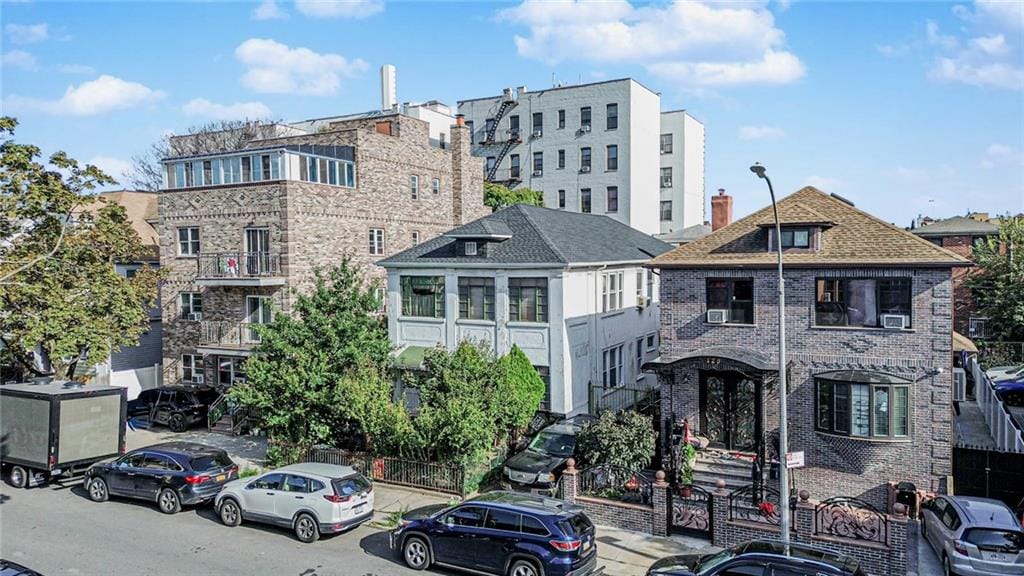 125 Bay 26th Street Image 1