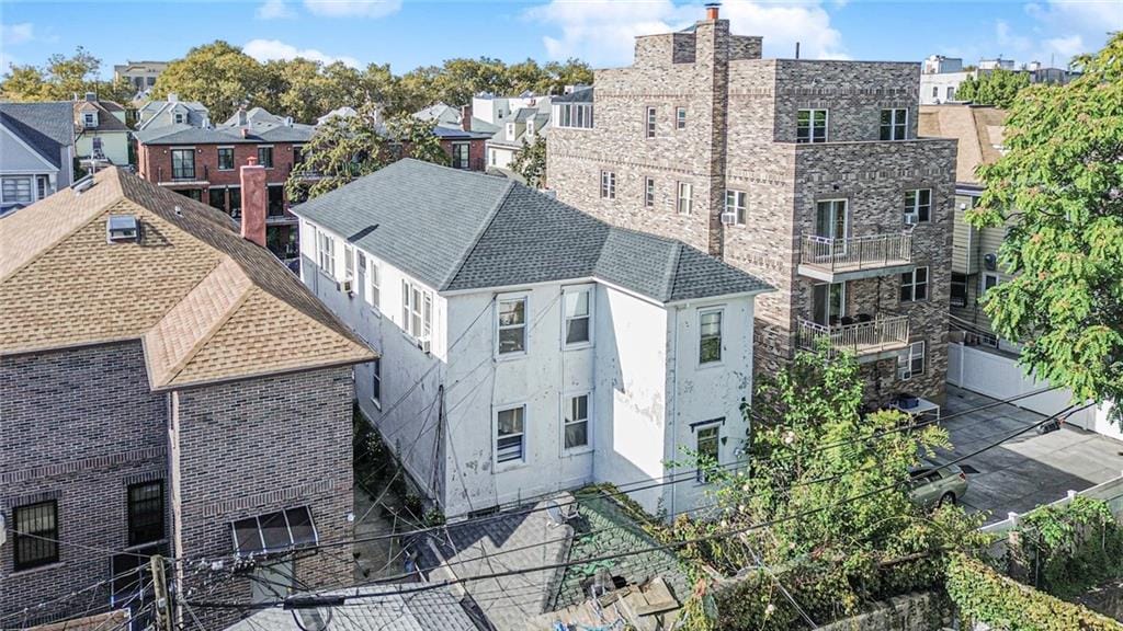 125 Bay 26th Street Image 2