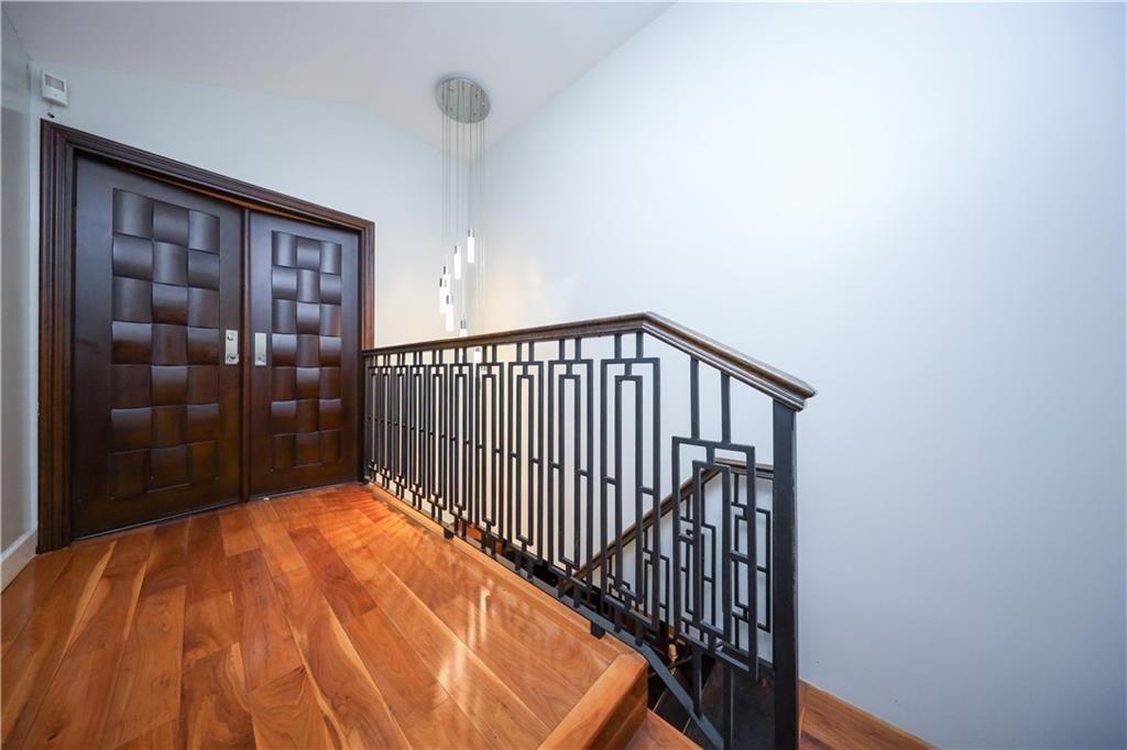 24 Martineau Street, Staten  Island, New York, 10303 image 19