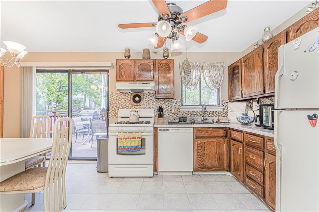 97 Bower Court 1, Staten  Island, New York, 10309 image 16