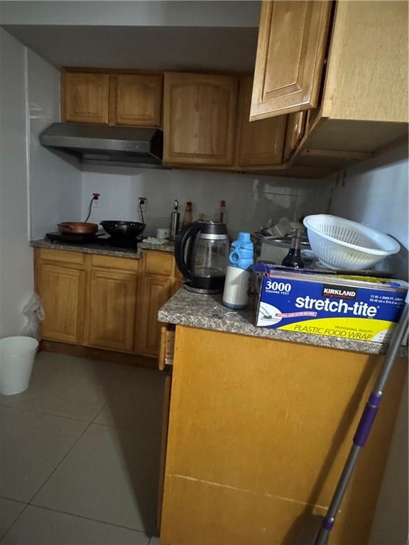 63 Bay 10th Street Image 1