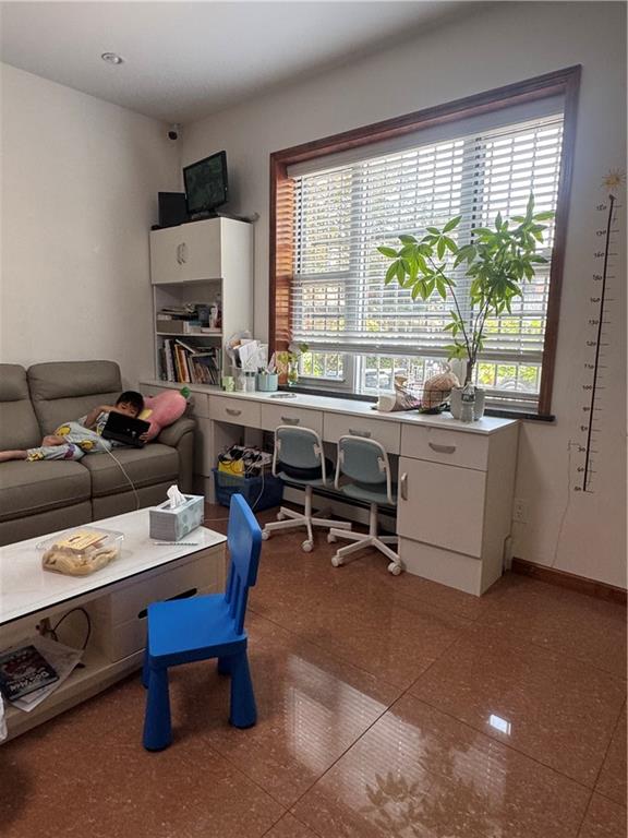 63 Bay 10th Street Image 2