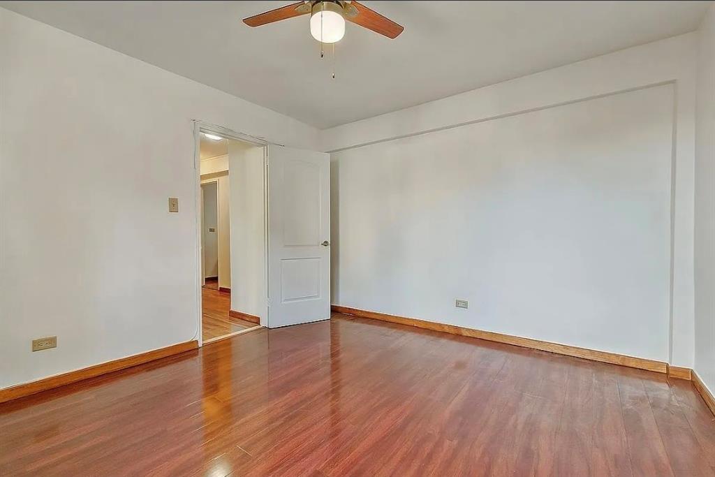 388 Avenue S 1A Image 4