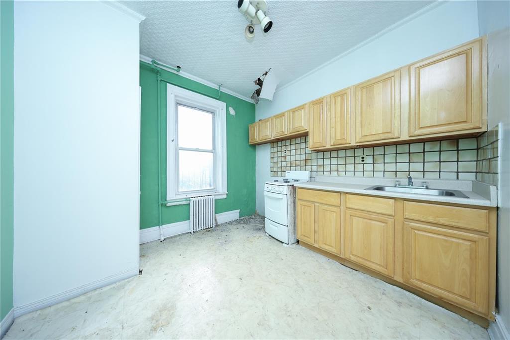 474 Bay Ridge Avenue, Brooklyn, New York, 11220 image 13