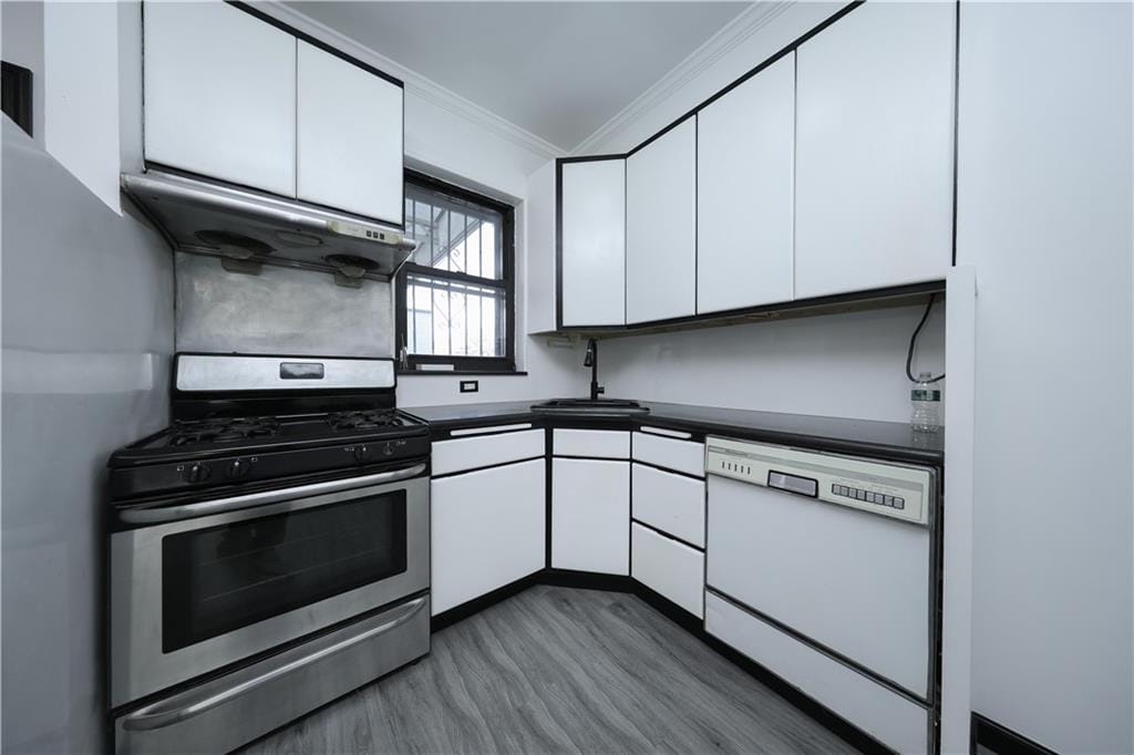 1155 Shore Parkway, Brooklyn, New York, 11214 image 13