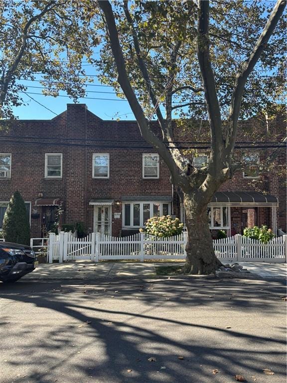 2472 Stuart Street Image 1